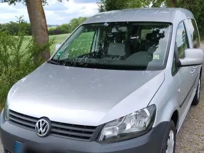 Gebraucht VW Caddy Trendline 105 PS (77 kW) 2012 Grau Van / Kleinbus