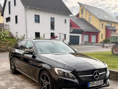 Gebraucht Mercedes C220 Avantgarde 170 PS (125 kW) 2018 Schwarz Kombi
