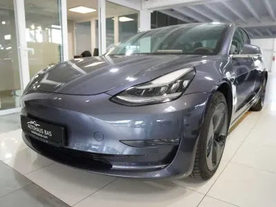 Gebraucht Tesla Model 3 Long Range AWD 350 kW (476 PS) 2019 Midnight silver Limousine