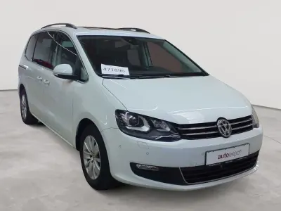 Gebraucht VW Sharan Comfortline 150 PS (110 kW) 2022 Pure white Van / Kleinbus