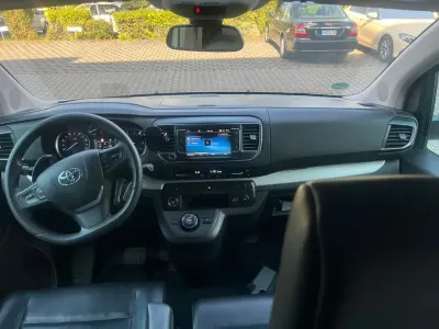 Gebraucht Toyota Proace Executive 177 PS (130 kW) 2019 Weiß Van / Kleinbus