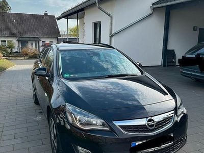 Usata Opel Astra Sport 120 CV (88 kW) 2011 Nero Station wagon