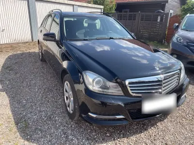 Gebraucht Mercedes C200 136 PS (100 kW) 2013 Schwarz Kombi