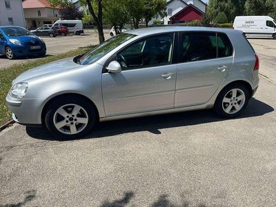 VW Golf V