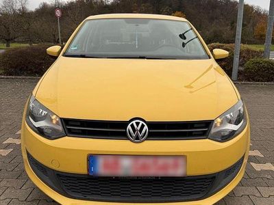 Gebraucht VW Polo 86 PS (63 kW) 2010 Gelb Kleinwagen