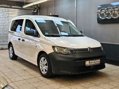 Gebraucht VW Caddy 102 PS (75 kW) 2021 Weiß Van / Kleinbus