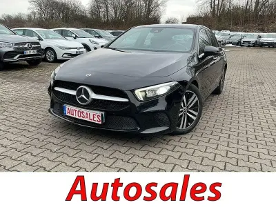 Używany Mercedes A180 Progressive 136 KM (100 kW) 2022 Czarny Sedan/Limuzyna