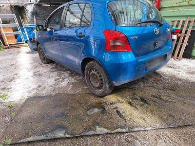 gebraucht Toyota Yaris 1.0 Unfall