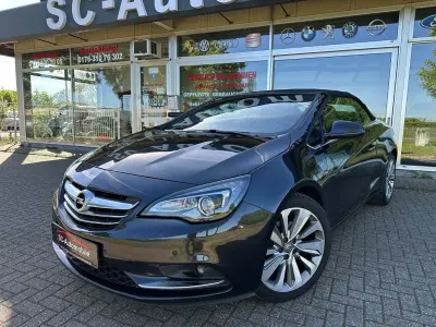 Usata Opel Cascada Innovation 170 CV (125 kW) 2015 Nero Cabrio