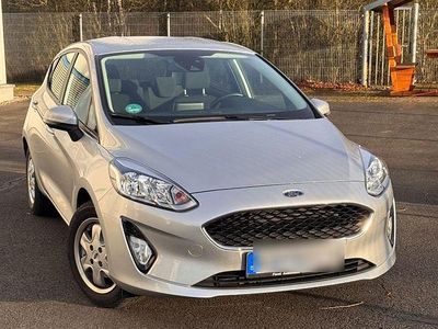 Gebraucht Ford Fiesta Cool & Connect 101 PS (74 kW) 2018 Silber Kleinwagen