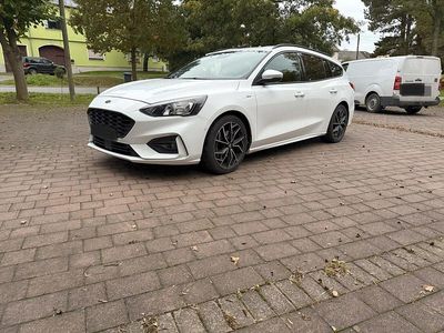 Second-hand Ford Focus ST-Line 150 CP (110 kW) 2020 Alb Break