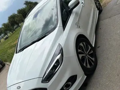 Gebraucht Ford S-MAX ST-Line 150 PS (110 kW) 2019 Weiß Van / Kleinbus