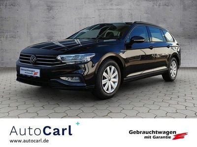 Gebraucht VW Passat 150 PS (110 kW) 2023 Deep black perleffekt Kombi