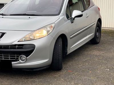 gebraucht Peugeot 207 mit neue TÜV 02.2026