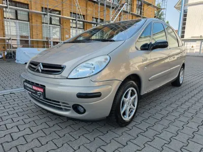Gebraucht Citroën Xsara Picasso 109 PS (80 kW) 2006 Gold Van / Kleinbus
