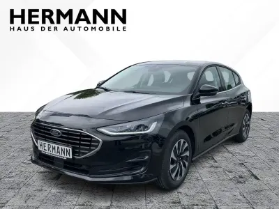Gebraucht Ford Focus Titanium 125 PS (91 kW) 2024 Agate black metallic (pn4gm) Limousine