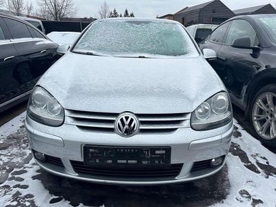 Usata VW Golf IV Sportline 116 CV (85 kW) 2005 Argento Berlina
