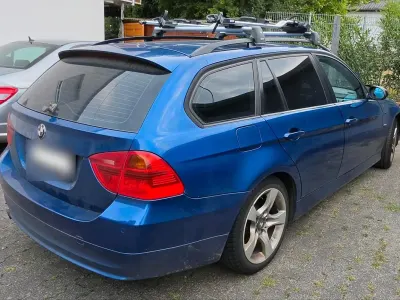 Gebraucht BMW 318 129 PS (94 kW) 2007 Blau Kombi