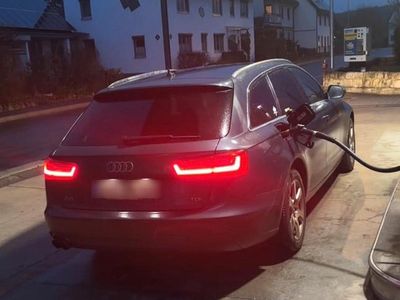 Gebraucht Audi A6 177 PS (130 kW) 2014 Blau Kombi