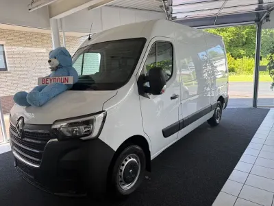 Używany Renault Master 136 KM (100 kW) 2020 Biały Minivan