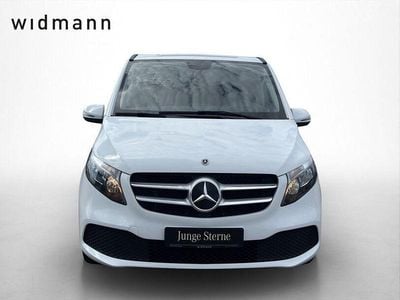Gebraucht Mercedes V220 163 PS (119 kW) 2021 Arktikweiss Van / Kleinbus