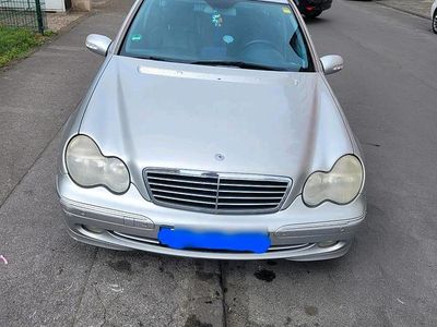 Mercedes C220