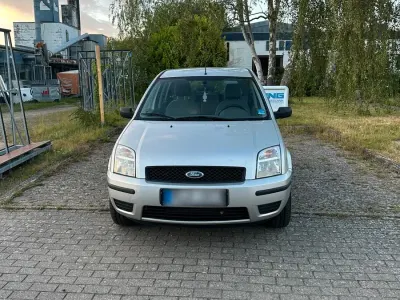 Gebraucht Ford Fusion Viva X 80 PS (58 kW) 2005 Silber Kleinwagen