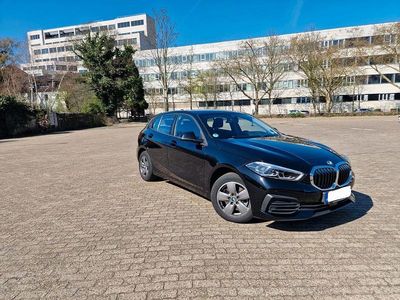 Second-hand BMW 118 140 CP (102 kW) 2021 Negru Hatchback