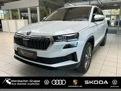 Usata Skoda Karoq Tour 150 CV (110 kW) 2022 Bianco SUV