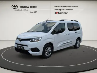 Gebraucht Toyota Proace Verso City 131 PS (96 kW) 2022 Ice white Kombi