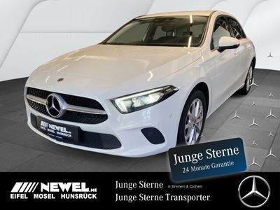 Gebraucht Mercedes A250 160 PS (117 kW) 2022 Polarweiß Limousine