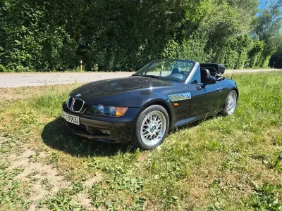 Gebraucht BMW Z3 Sport Line 140 PS (102 kW) 1996 Schwarz Cabrio