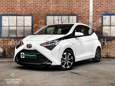 gebraucht Toyota Aygo 5-Türer x-play Team Deutschland - Navi, Cam, Alu