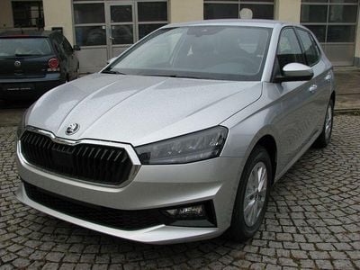 Neu Skoda Fabia 95 PS (69 kW) 2025 Silber Kleinwagen