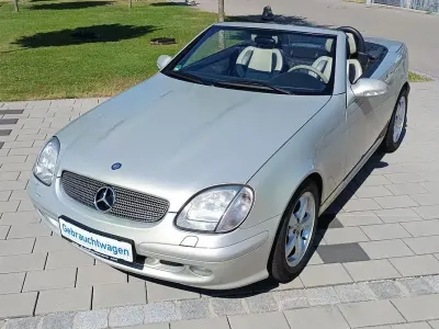 Gebraucht Mercedes SLK320 218 PS (160 kW) 2001 Gold Cabrio