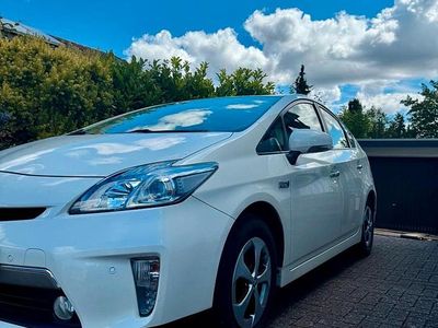 Weiß Gebraucht 2012 Toyota Prius Plug-in Hybrid Kleinwagen | 11.600 €