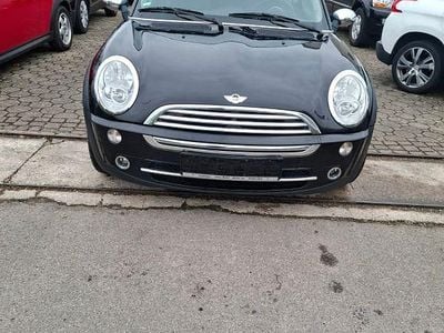 Gebraucht Mini ONE 90 PS (66 kW) 2005 Schwarz Kleinwagen