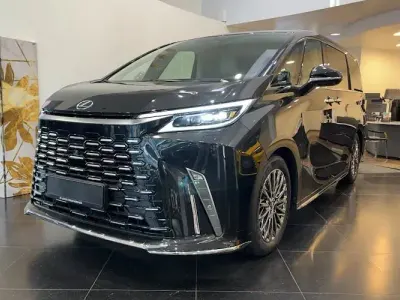Ny Lexus LM350h Luxury Line 250 HK (183 kW) 2025 Svart Minibuss