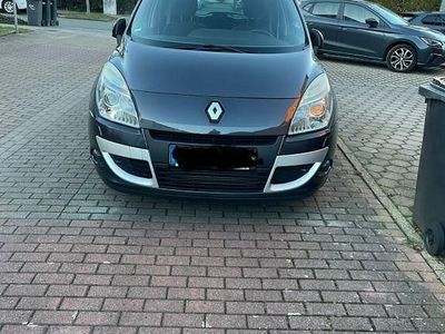 Gebraucht Renault Scénic III Bose Edition 110 PS (80 kW) 2011 Grau Van / Kleinbus