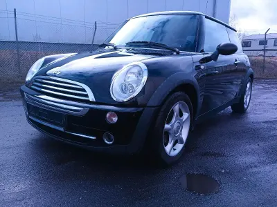 Occasion Mini ONE 90 PK (66 kW) 2005 Zwart Hatchback