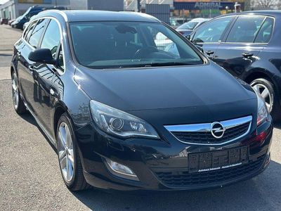 Gebraucht Opel Astra Innovation 179 PS (131 kW) 2011 Schwarz Kombi