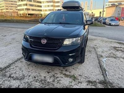 Gebraucht 2015 Fiat Freemont Black Code SUV | 13.999 € (Teuer)