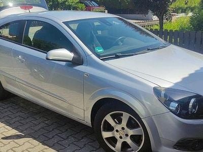 Opel Astra GTC