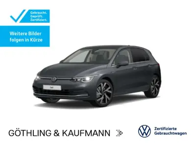 Gebraucht VW Golf VIII Style 190 PS (139 kW) 2022 Delfingrau metallic Limousine