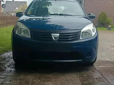 Brugt Dacia Sandero 75 HK (55 kW) 2009 Blå Hatchback