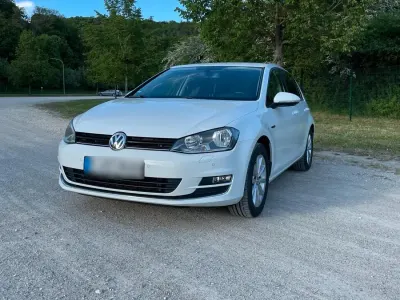 Gebraucht VW Golf VII LOUNGE 150 PS (110 kW) 2015 Weiß Limousine