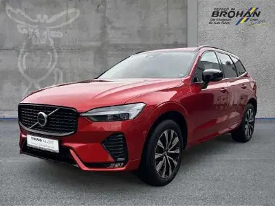 Usado Volvo XC60 Plus 197 HP (144 kW) 2023 Vermelho SUV