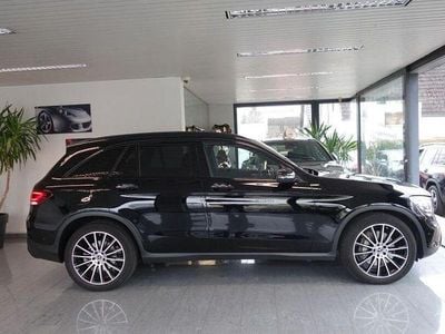 Gebraucht Mercedes GLC200 Exclusive 163 PS (119 kW) 2022 Schwarz SUV