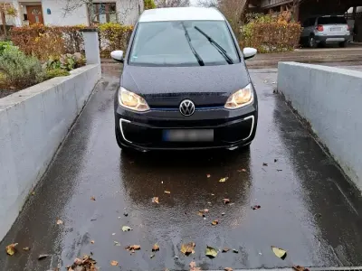 Gebraucht VW e-up! 61 kW (83 PS) 2021 Schwarz Kleinwagen