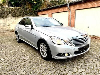 Usata Mercedes E220 170 CV (125 kW) 2010 Argento Berlina